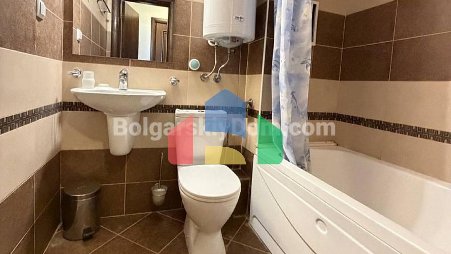 Трехкомнатная квартира в Манастира