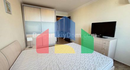 Трехкомнатная квартира в Манастира