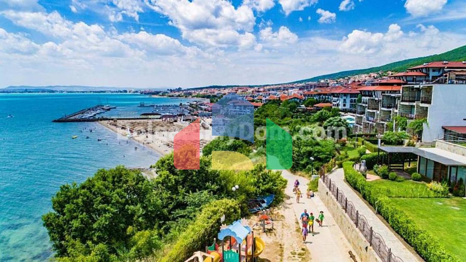 Трехкомнатная квартира в Манастира