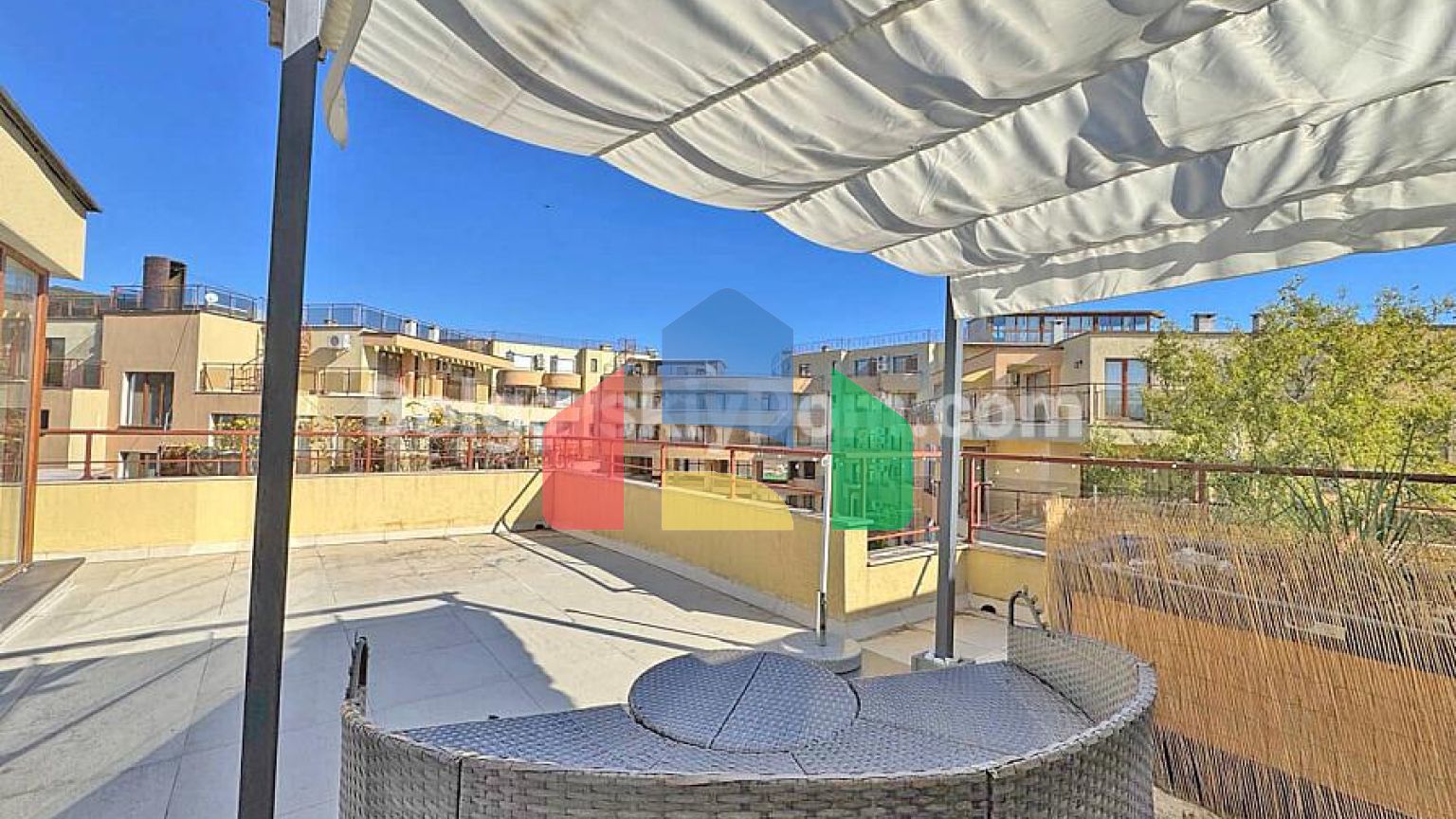 Двухкомнатная квартира в Антония