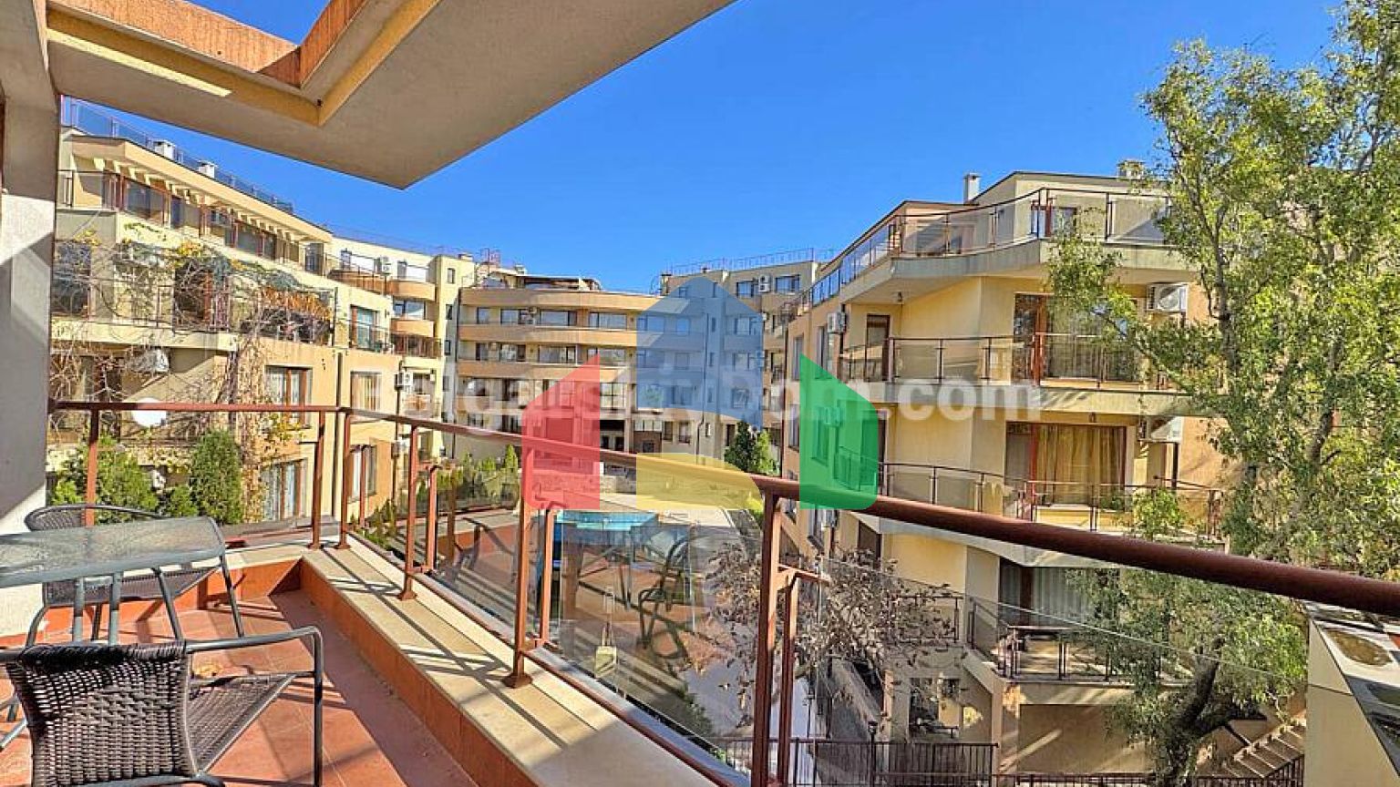 Двухкомнатная квартира в Антония