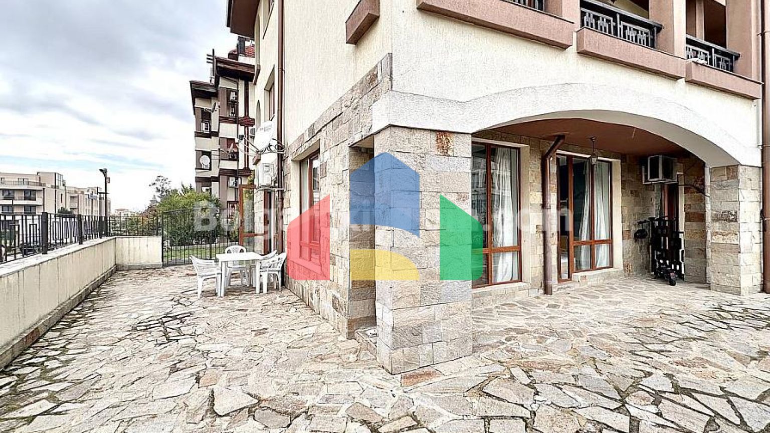 Трехкомнатная квартира в Панорама Бей