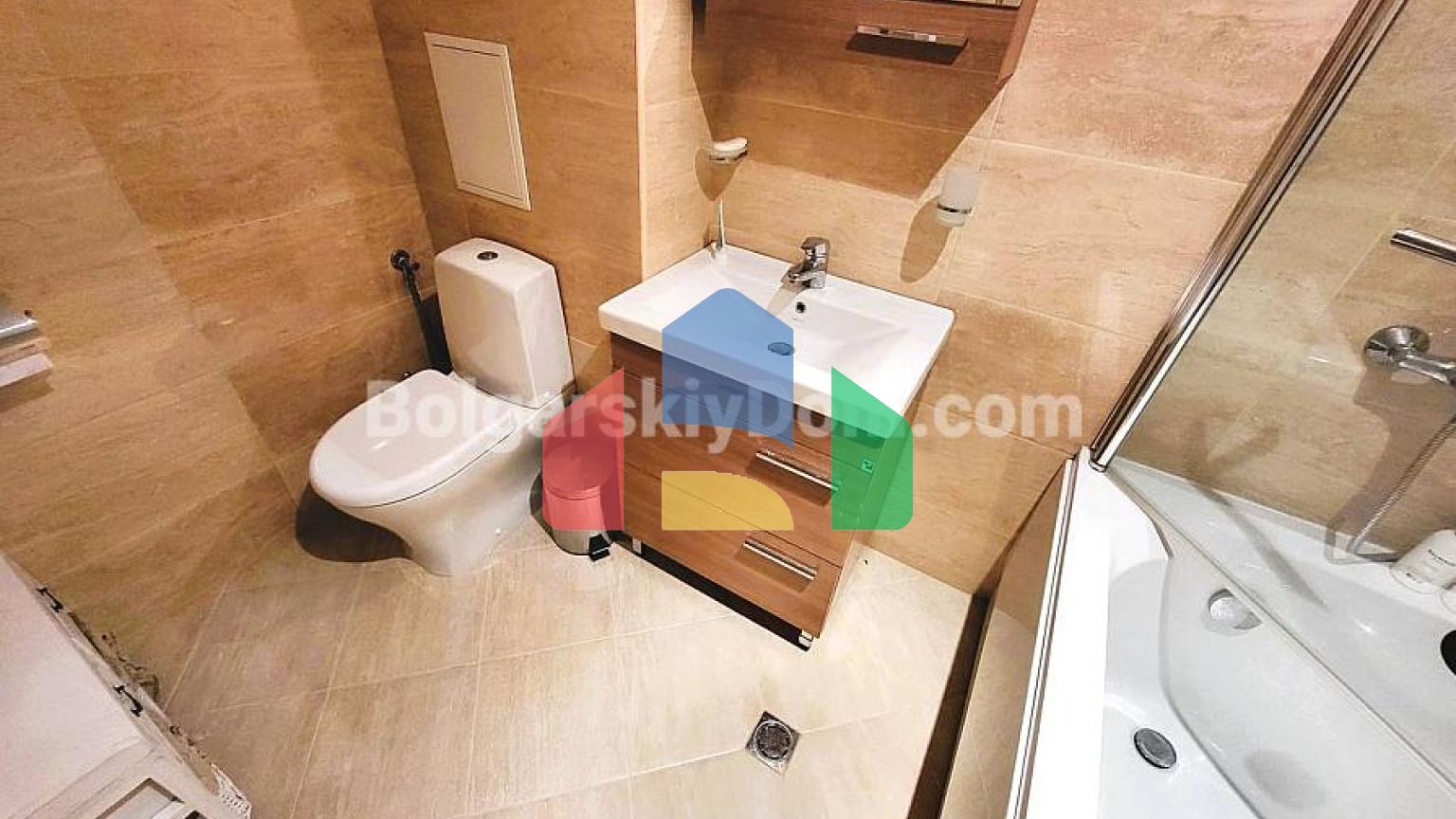 Трехкомнатная квартира в Коастал Дримс