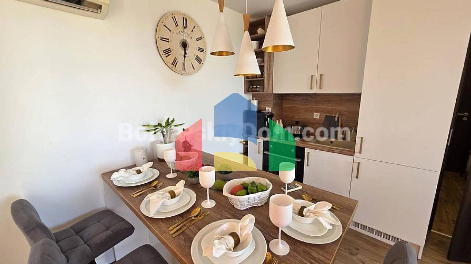 Двухкомнатная квартира в Морской Берег