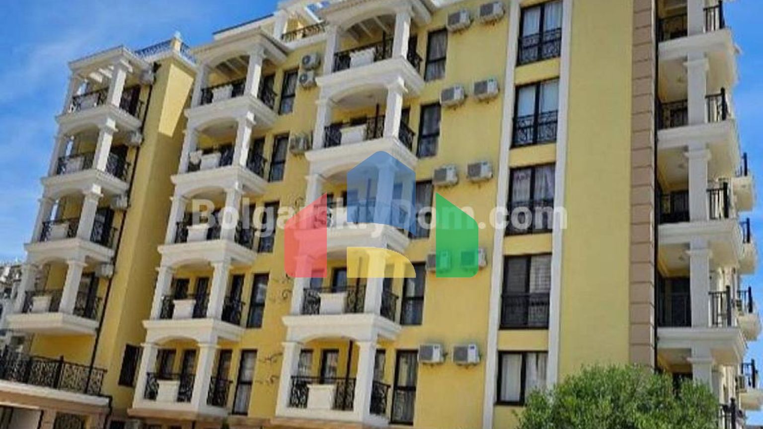 Двухкомнатная квартира в Морской Берег