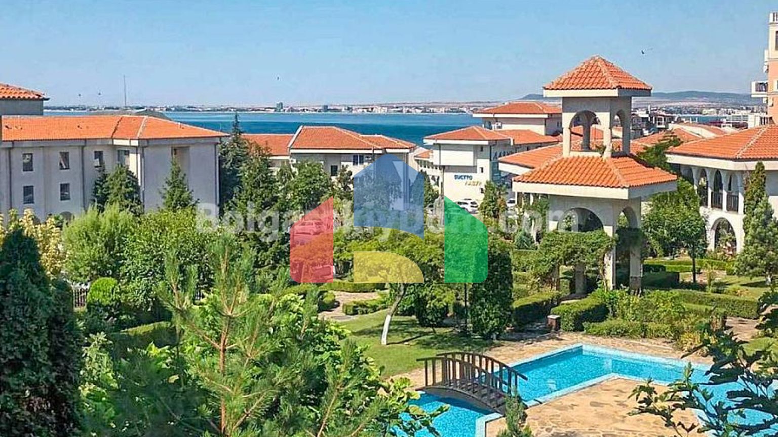 Двухкомнатная квартира в Камбани