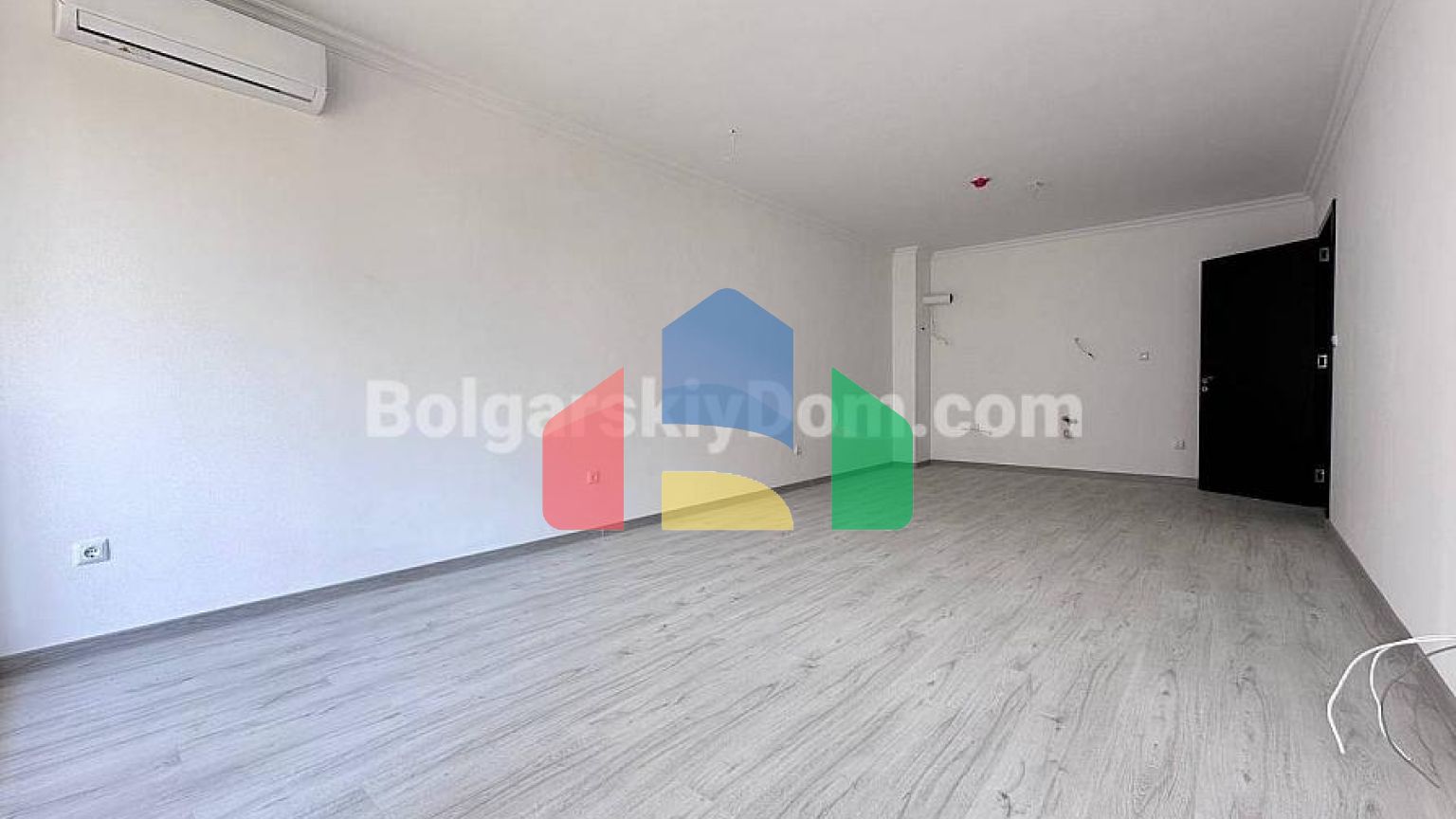 Трехкомнатная квартира в Этера 4