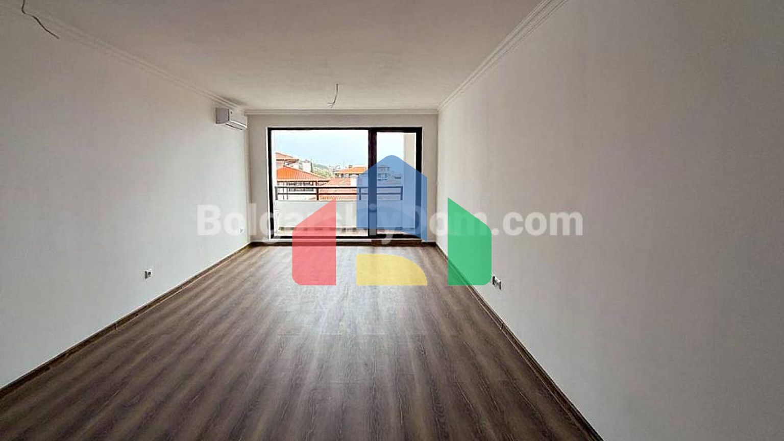 Квартира-студия в Этера 4