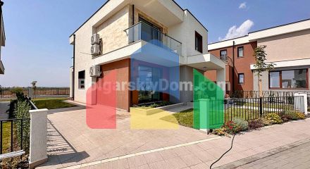 Дом в Виктория Сансет Дом в Виктория Сансет