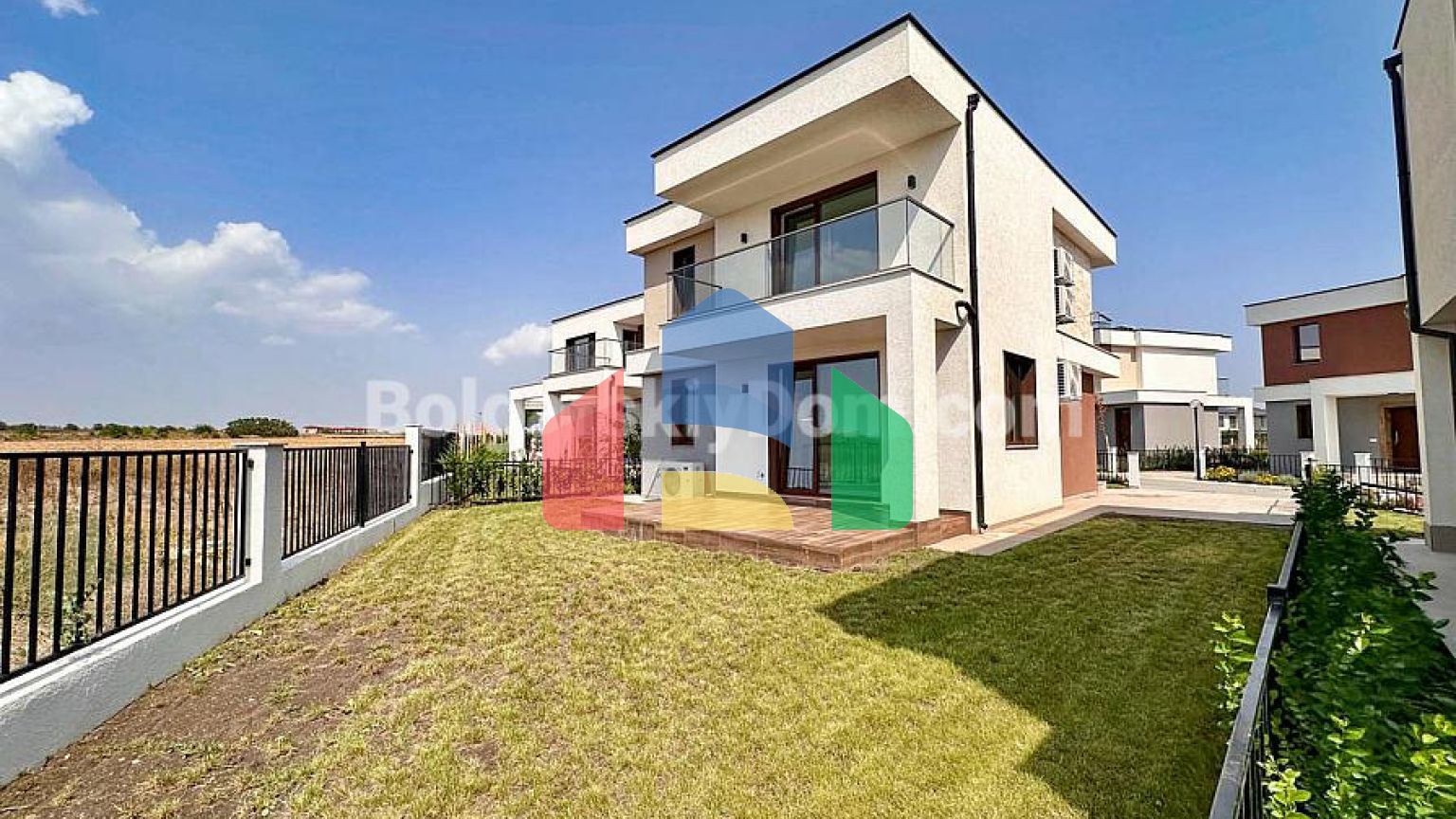 Дом в Виктория Сансет