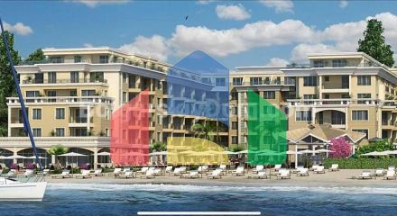 Florence Beach Resort Apartments