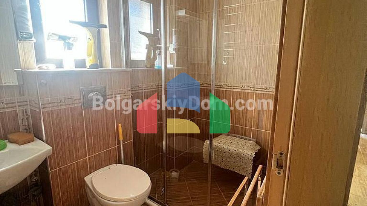 Двоповерховий будинок в Вікторія Резиденс