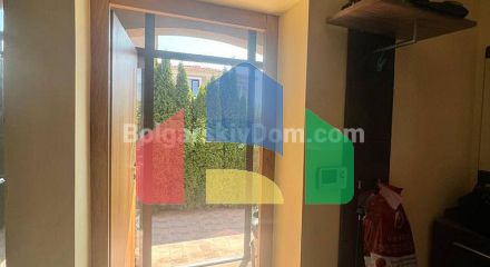 Двоповерховий будинок в Вікторія Резиденс