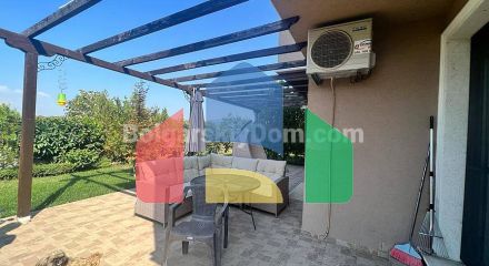 Двоповерховий будинок в Вікторія Резиденс