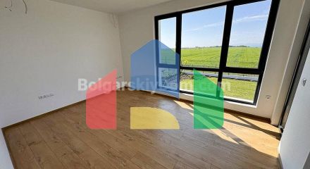 Будинок у Поморії