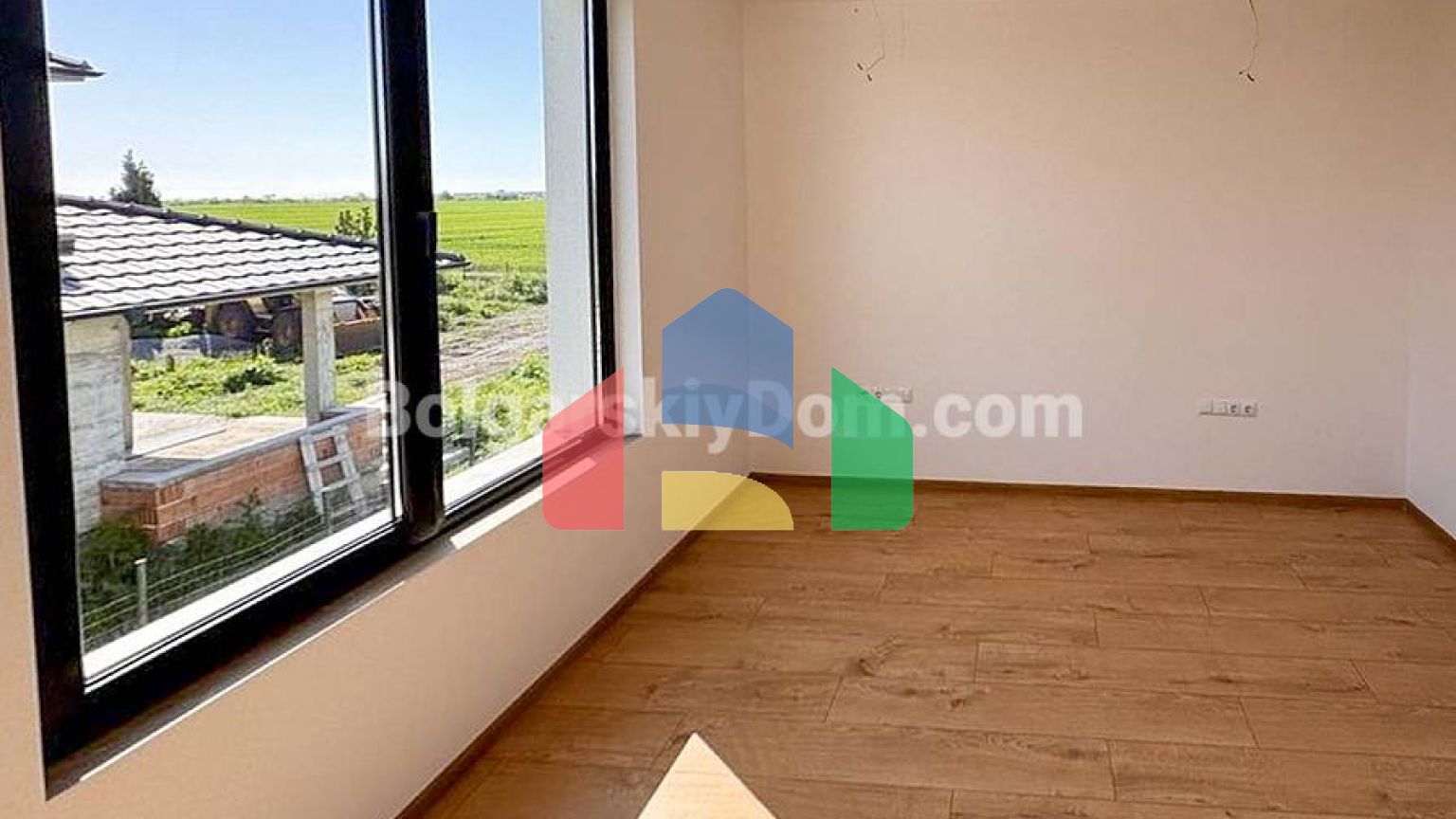 Будинок у Поморії