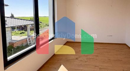 Будинок у Поморії