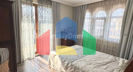 Двоповерховий будинок в Вікторія Резиденс