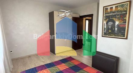 Двоповерховий будинок в Вікторія Резиденс