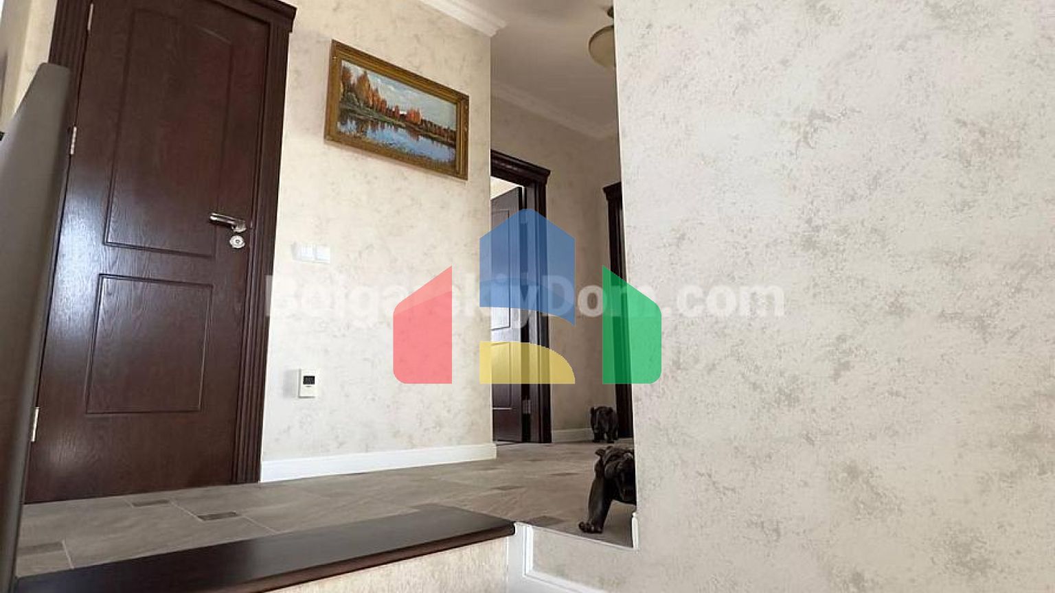 Двоповерховий будинок в Вікторія Резиденс