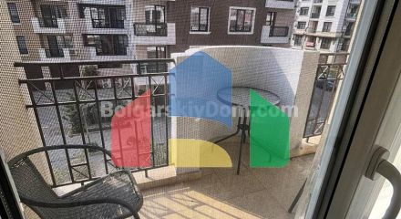 Трикімнатна квартира в Поморії