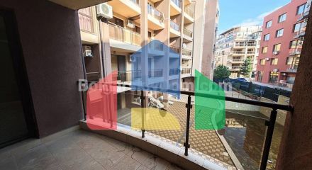 Двухкомнатная квартира в Парус 4