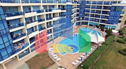 Трикімнатна квартира в Марина Холідей