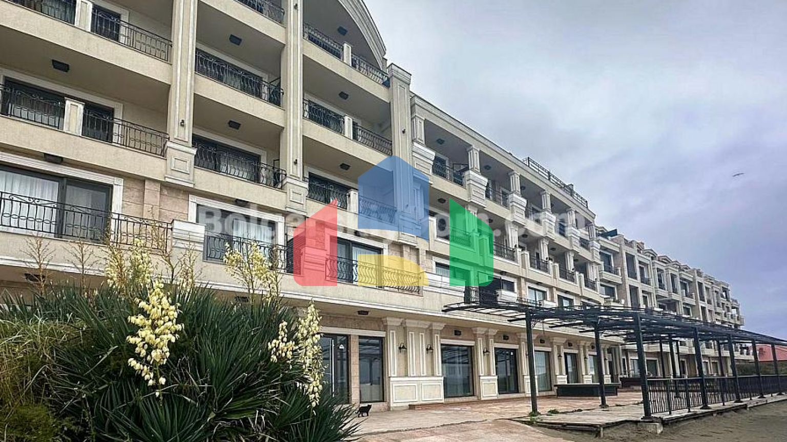 Двокімнатна квартира в Гарденія Палас