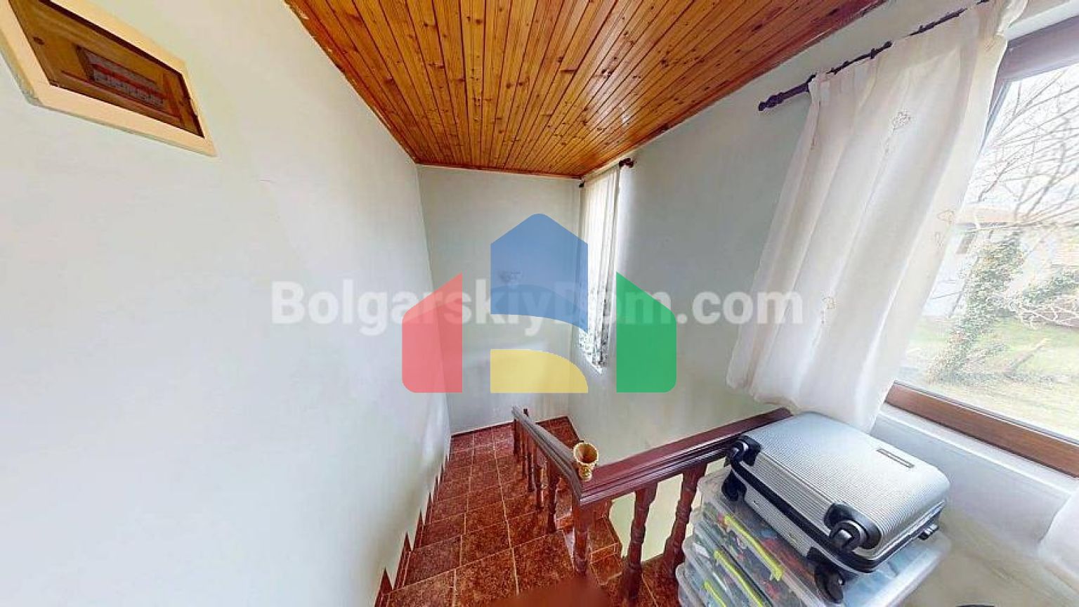 Будинок в Порой