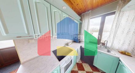 Будинок в Порой