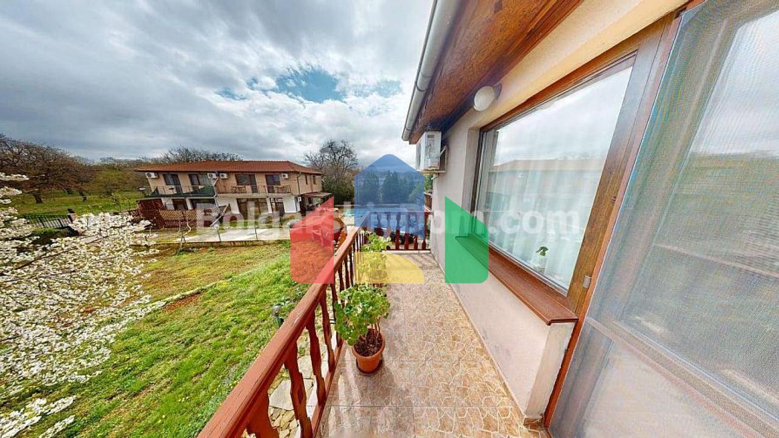 Будинок в Порой