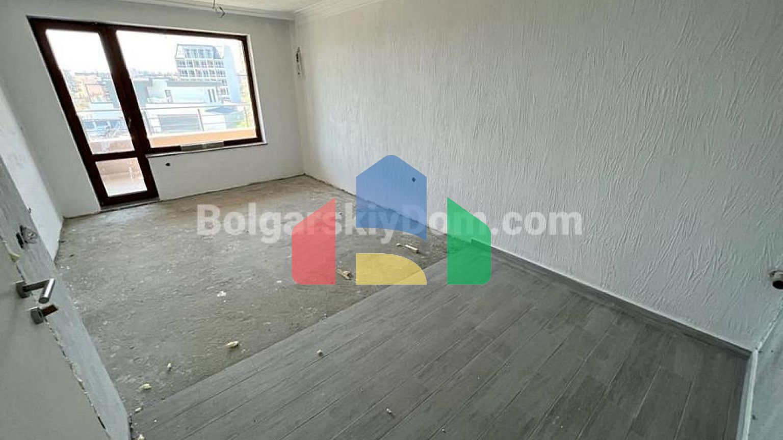 Двокімнатна квартира в Сакар