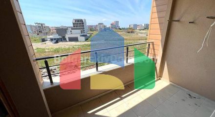 Двокімнатна квартира в Сакар