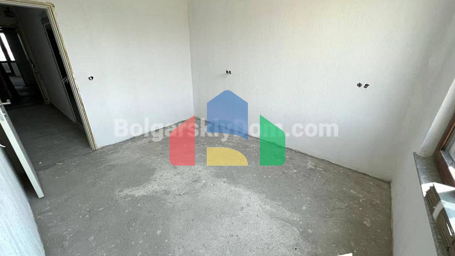 Двокімнатна квартира в Сакар