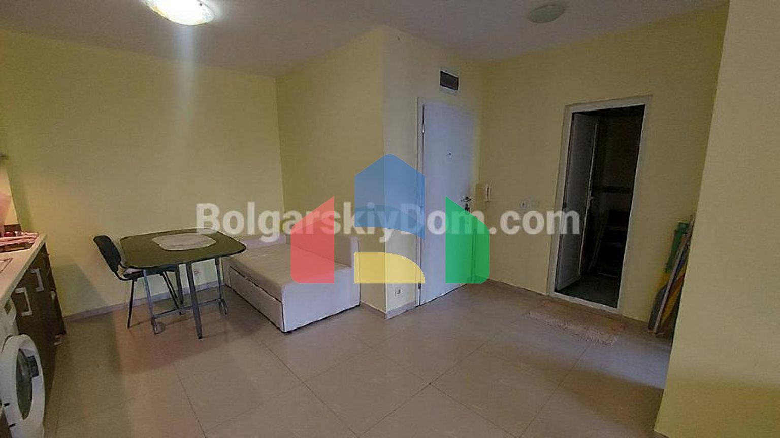 Двокімнатна квартира в Поморіє Біч Резорт