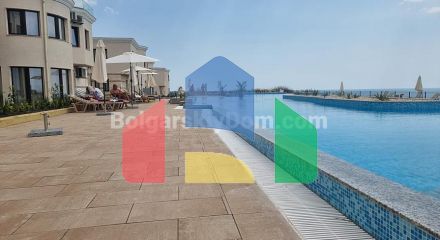 Two-bedroom apartment in Majestic Sea Village
