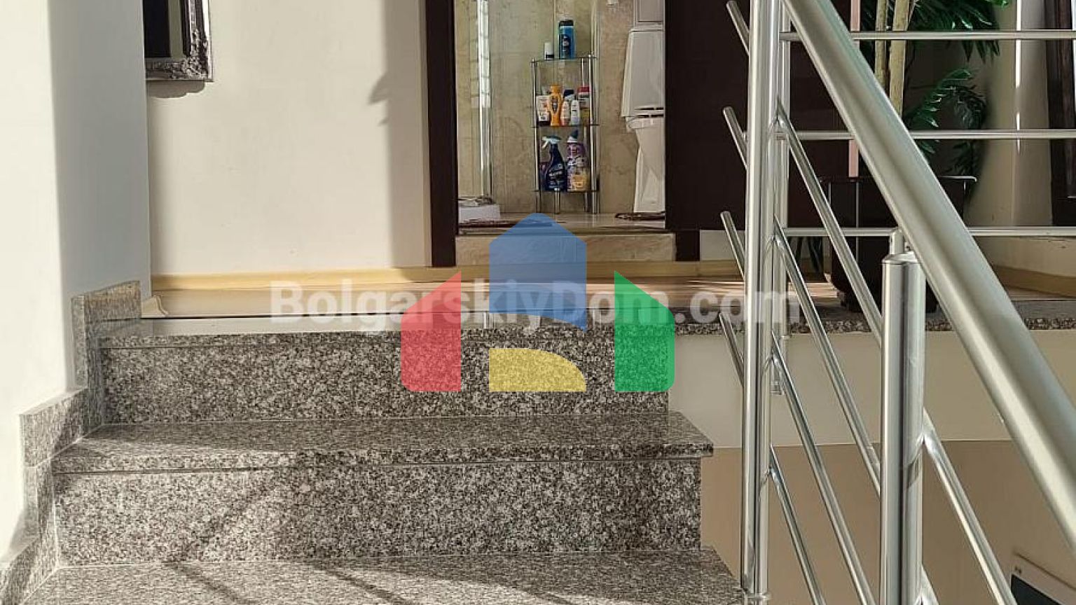 Трикімнатна квартира в Маджестік Сі Віллідж