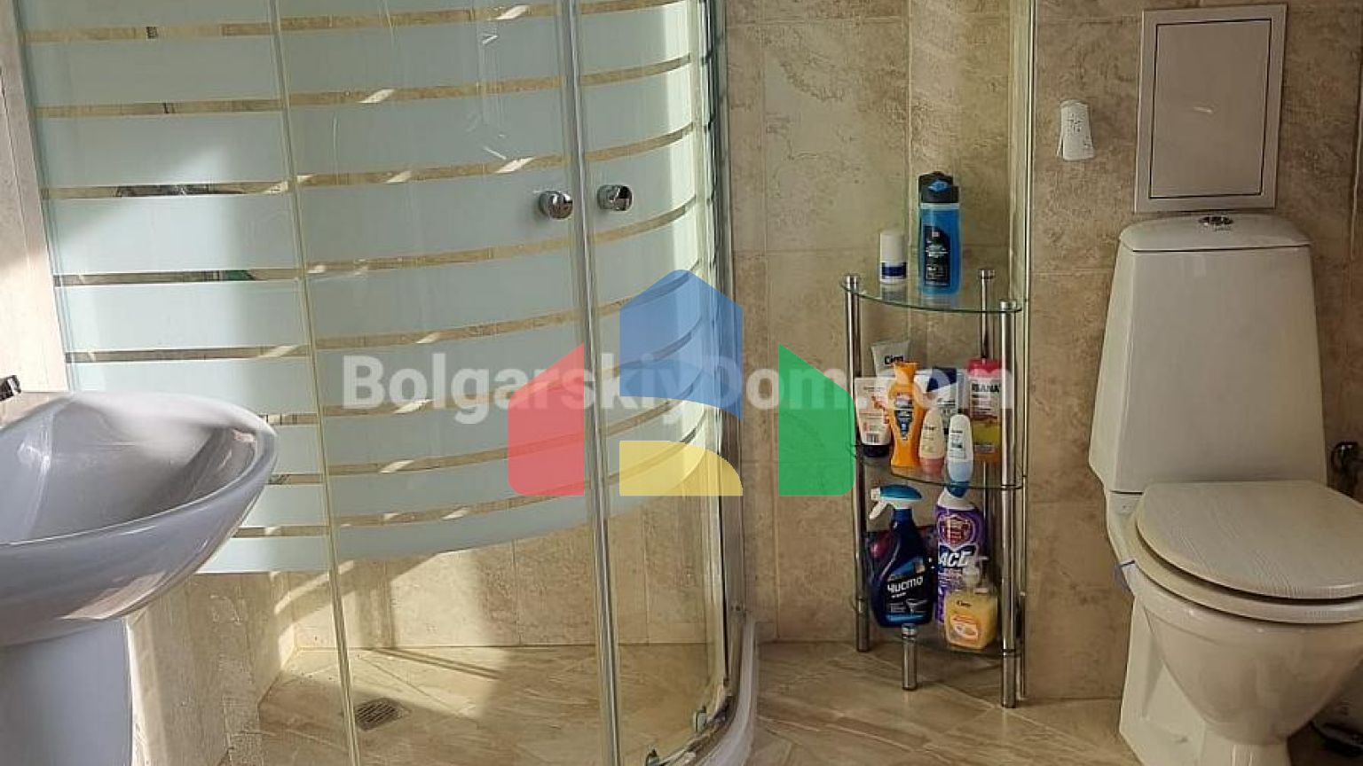 Трикімнатна квартира в Маджестік Сі Віллідж