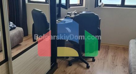 Трикімнатна квартира в Маджестік Сі Віллідж