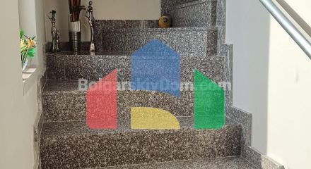 Трикімнатна квартира в Маджестік Сі Віллідж