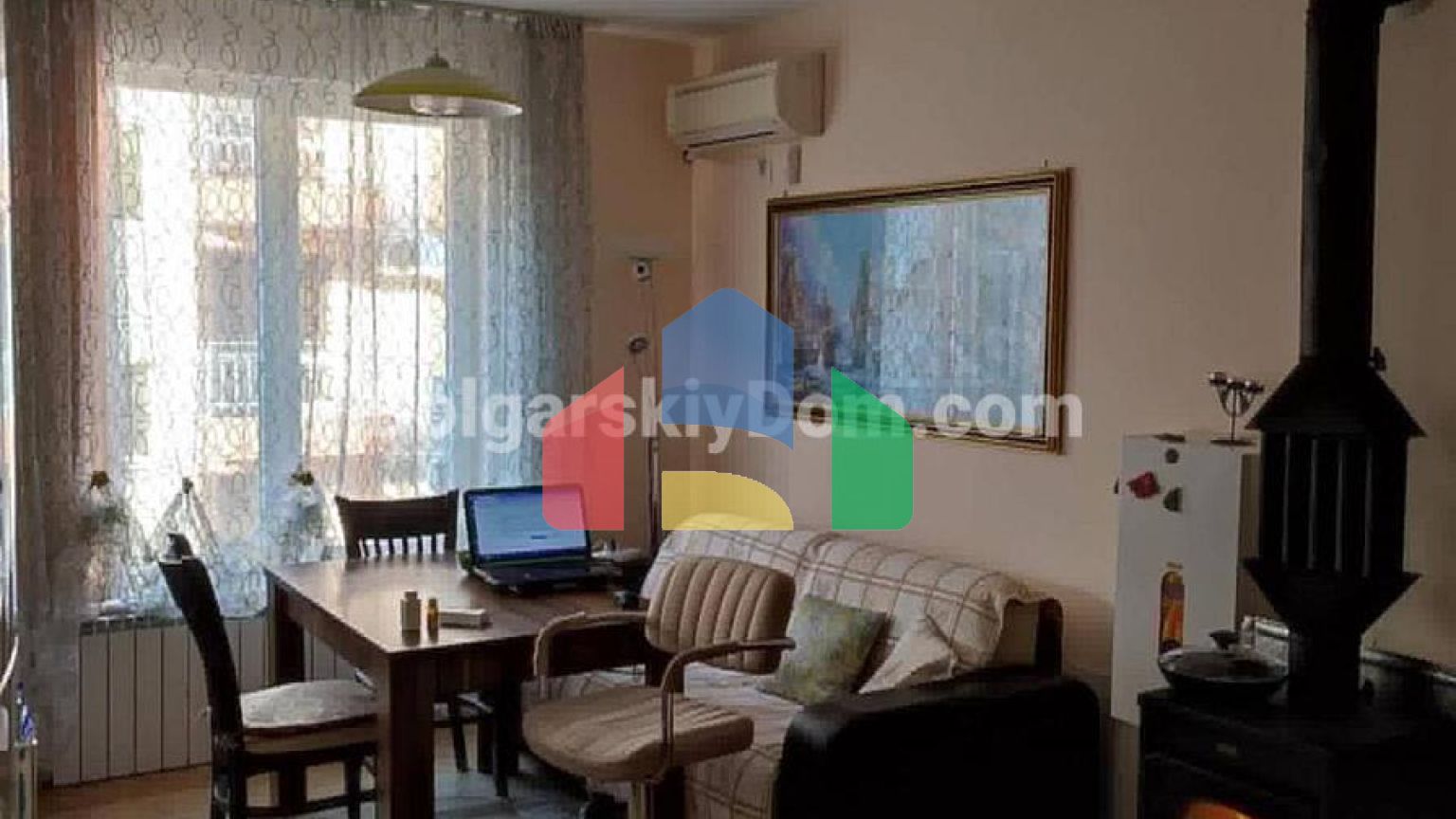 Трикімнатна квартира в Помор'ї