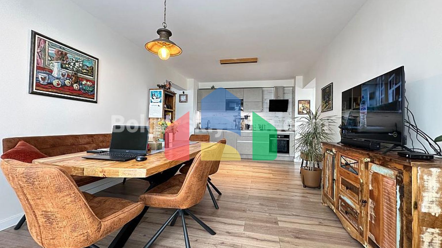 Четырехкомнатная квартира в Адмирал Бич Клаб