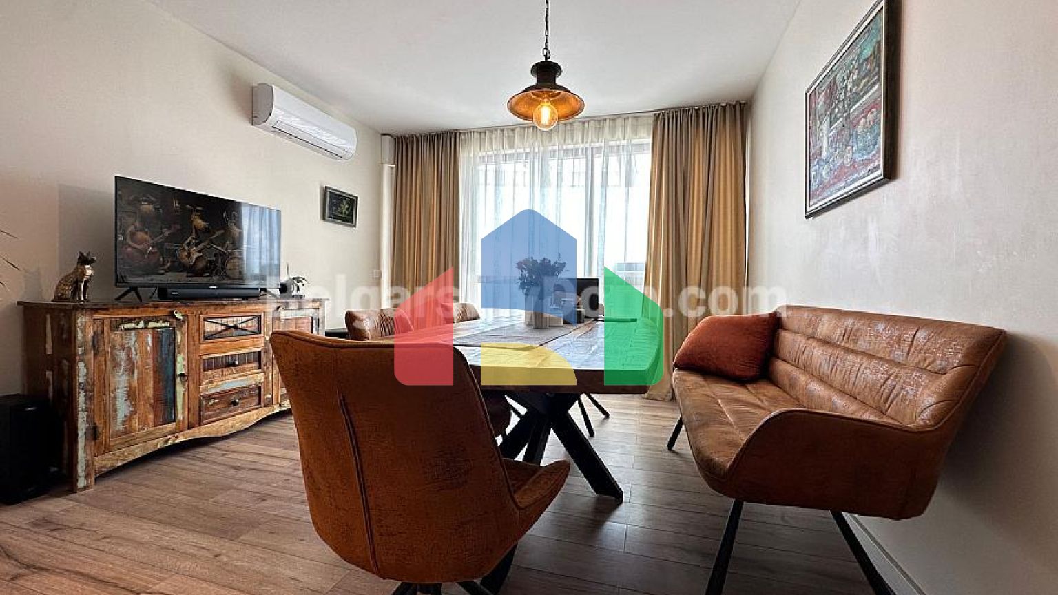 Четырехкомнатная квартира в Адмирал Бич Клаб