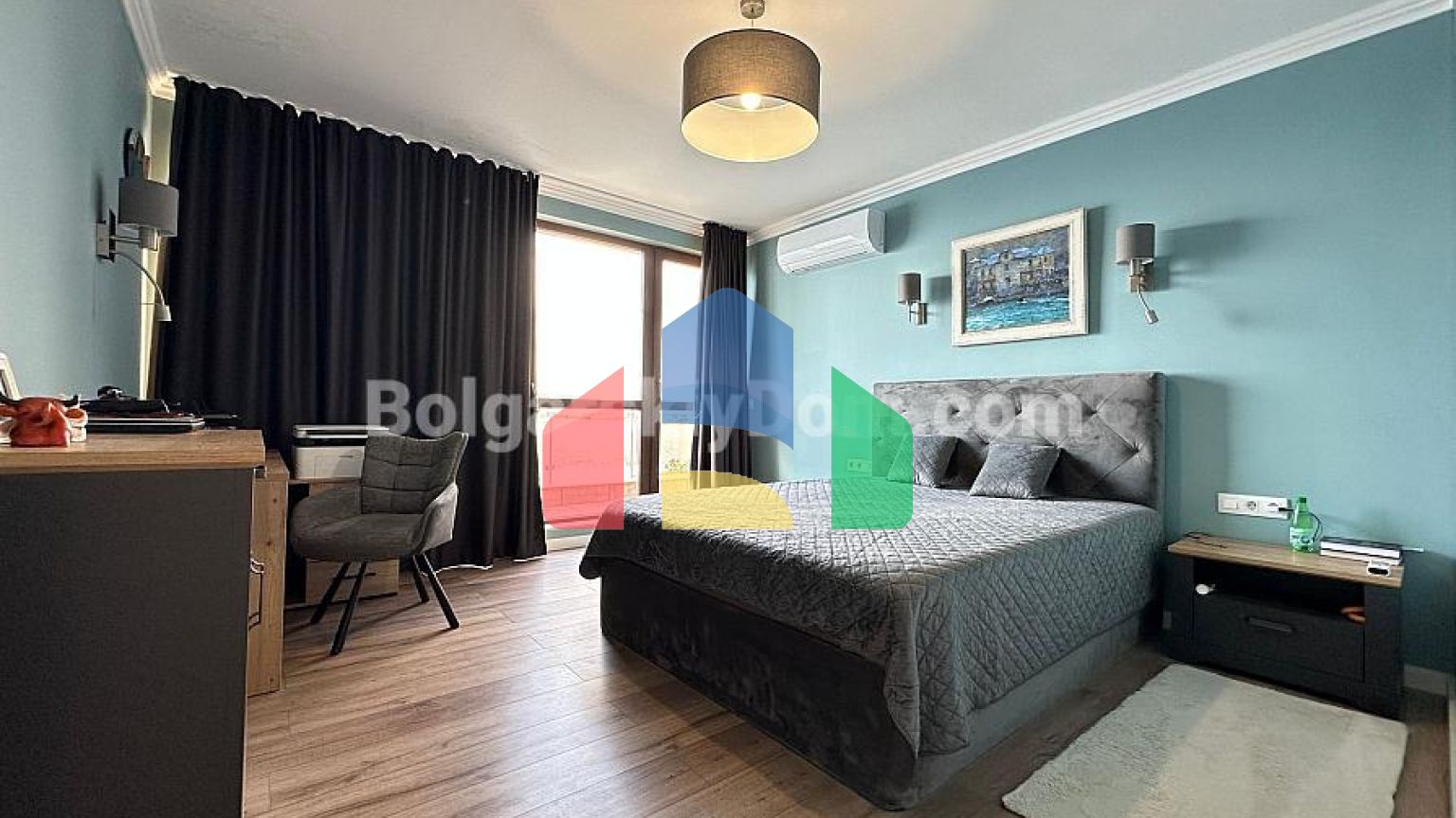 Четырехкомнатная квартира в Адмирал Бич Клаб