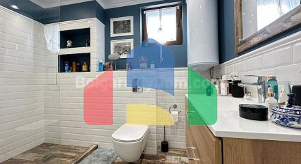 Четырехкомнатная квартира в Адмирал Бич Клаб