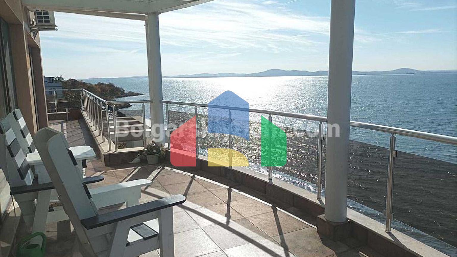 Четырехкомнатная квартира в Адмирал Бич Клаб