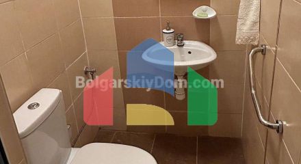 Одноповерховий будинок в Каменар