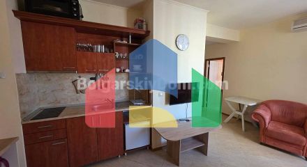 Одноповерховий будинок в Каменар