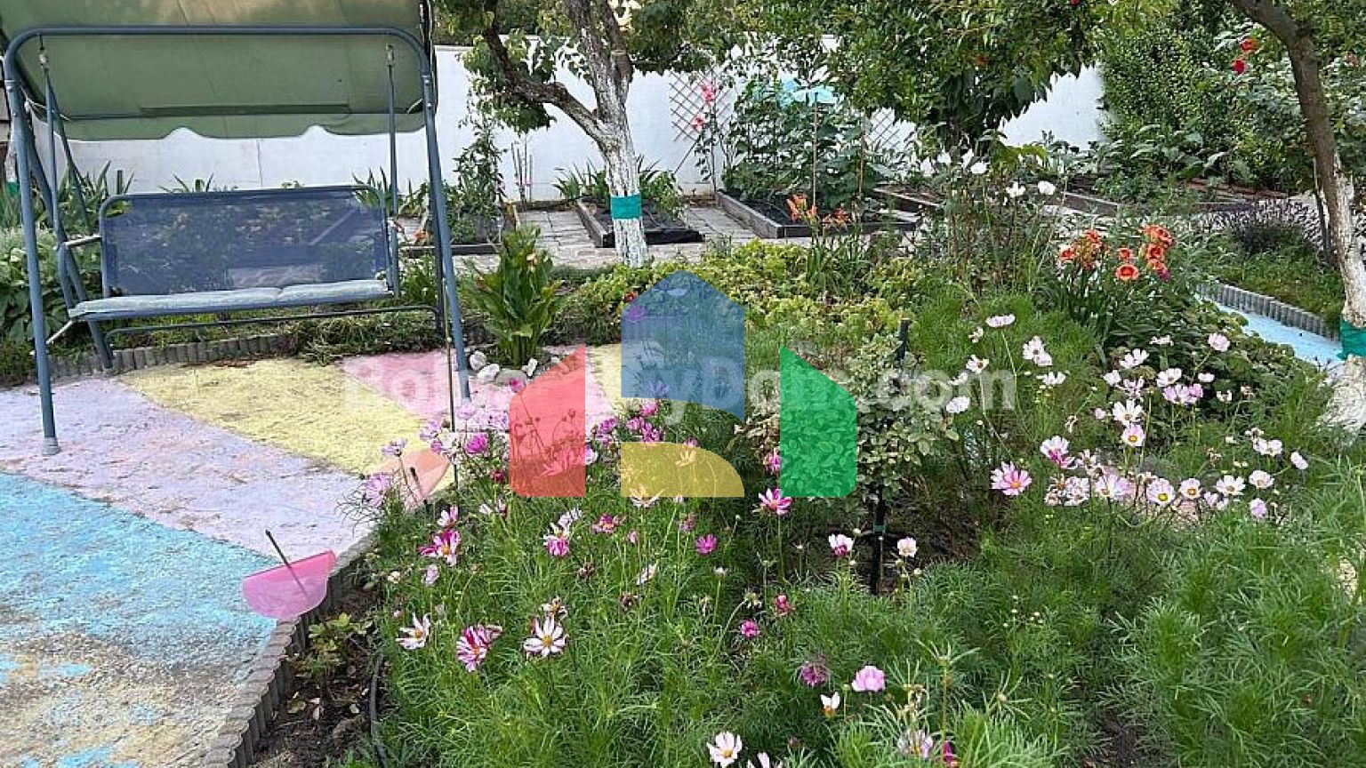 Одноповерховий будинок в Каменар