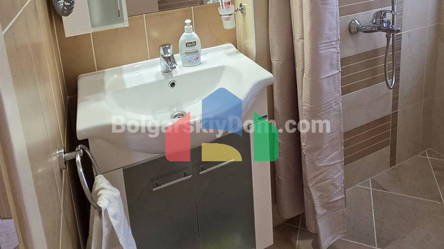 Будинок в Вікторія Хілл